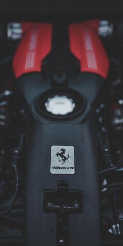 Ferrari_engine